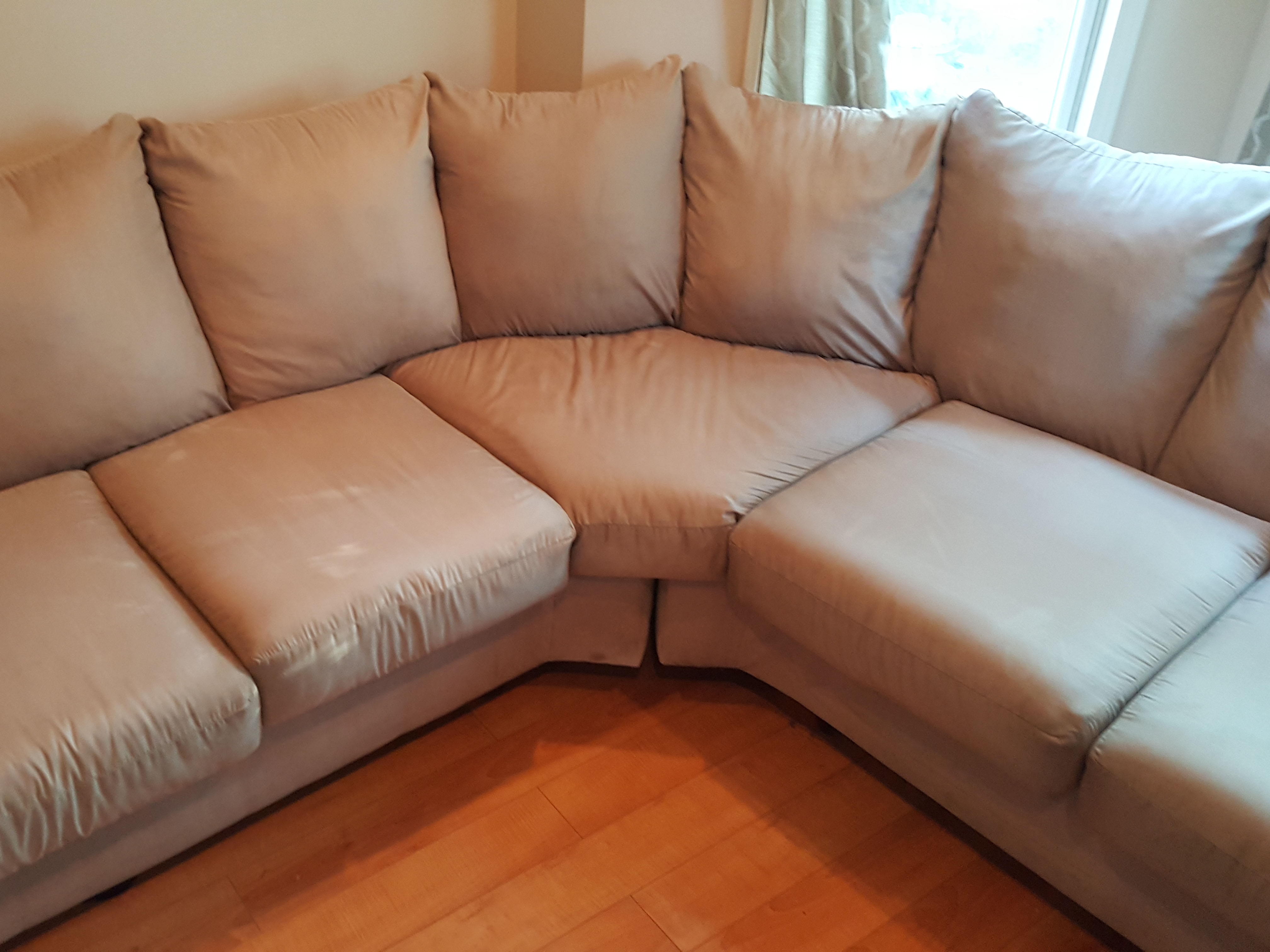 Sectional sofa cleaning